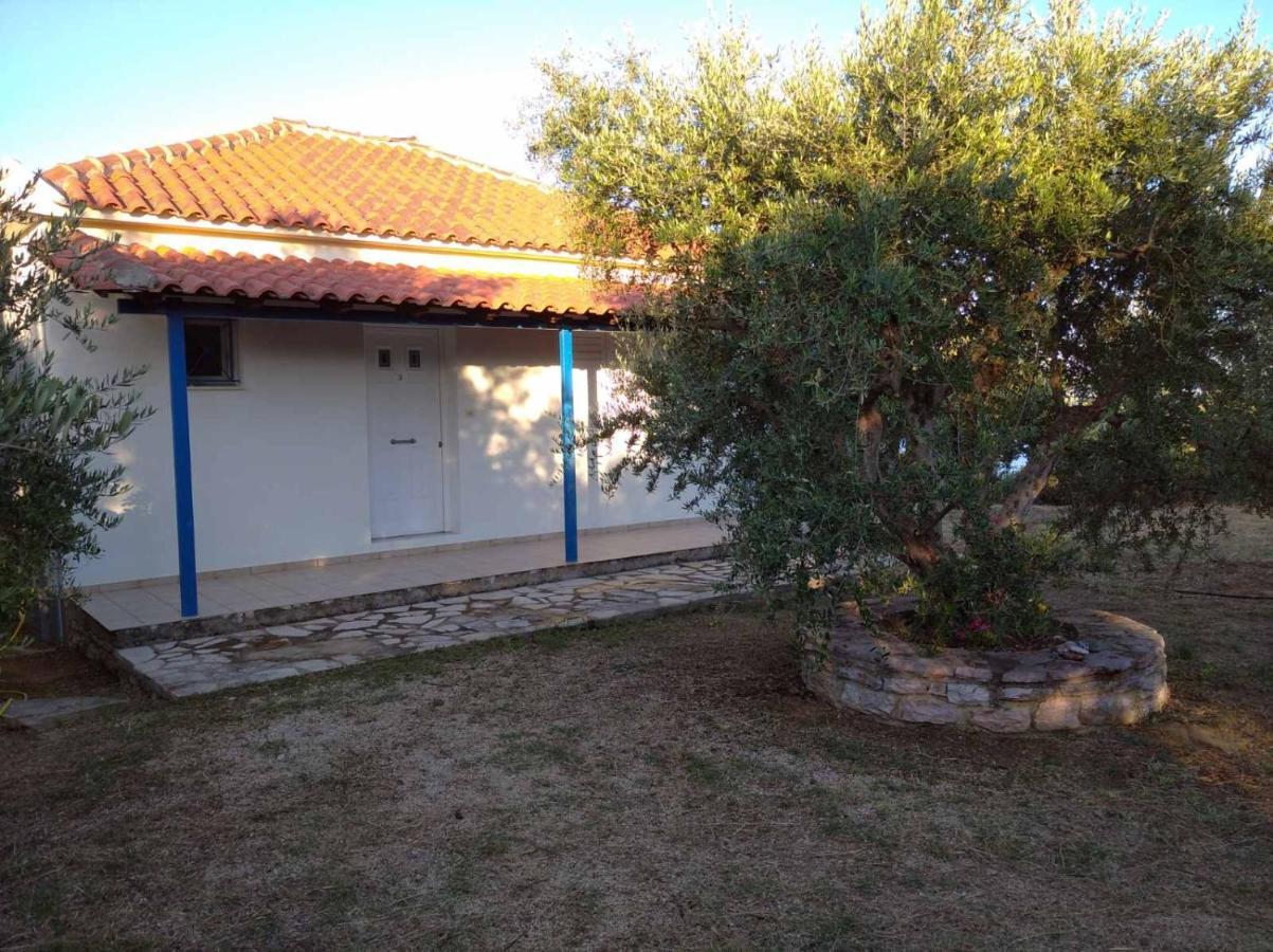 הוילה Kómboi Aggeliki House 3 מראה חיצוני תמונה