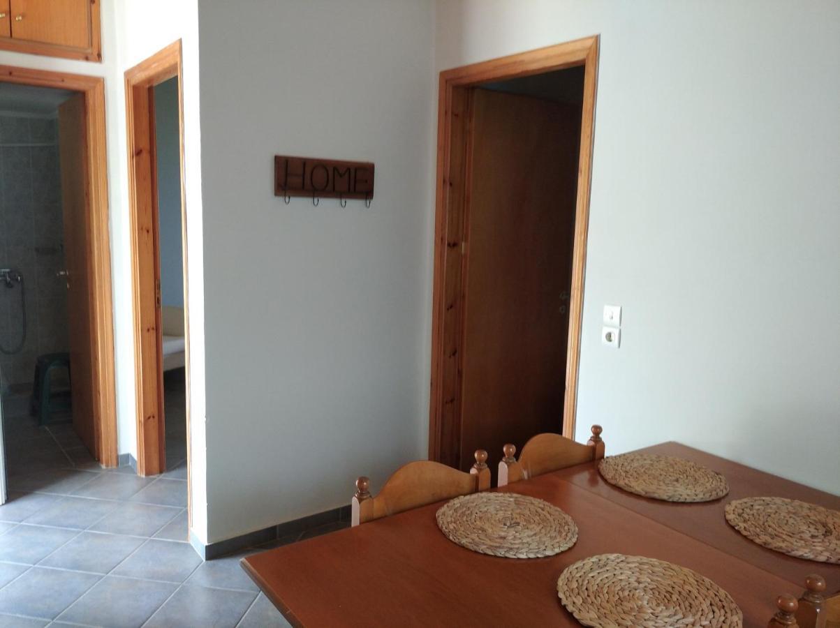הוילה Kómboi Aggeliki House 3 מראה חיצוני תמונה