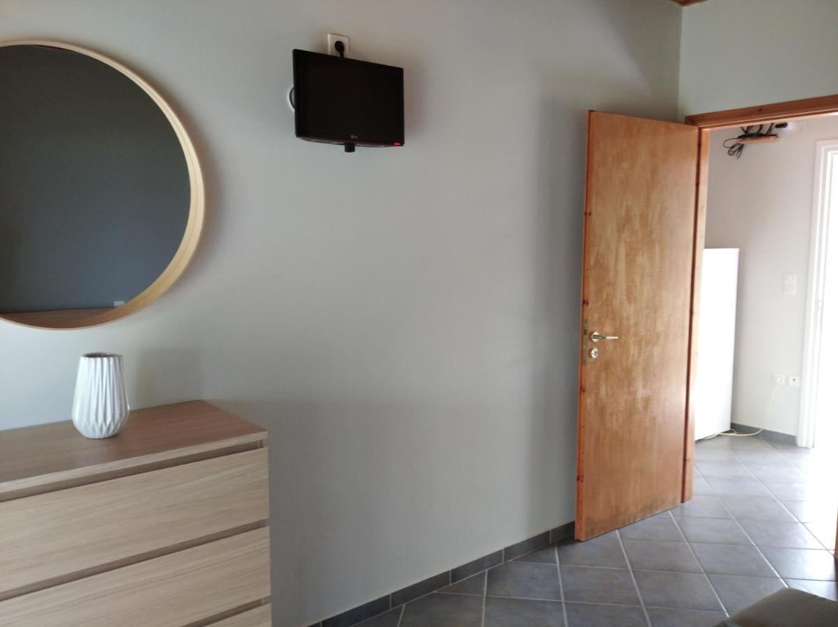 הוילה Kómboi Aggeliki House 3 מראה חיצוני תמונה